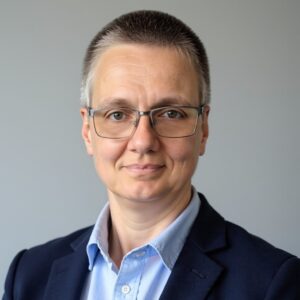 Schippert headshot